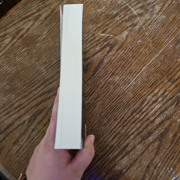 Book - Picture 3 of 4